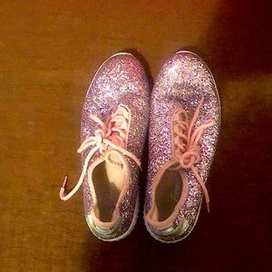 Sparsely pink shoes size 9